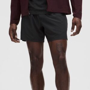 Lululemon Men’s “Mile Maker” Run Crew Ripstop Short 6” Inseam w/ Liner (M)